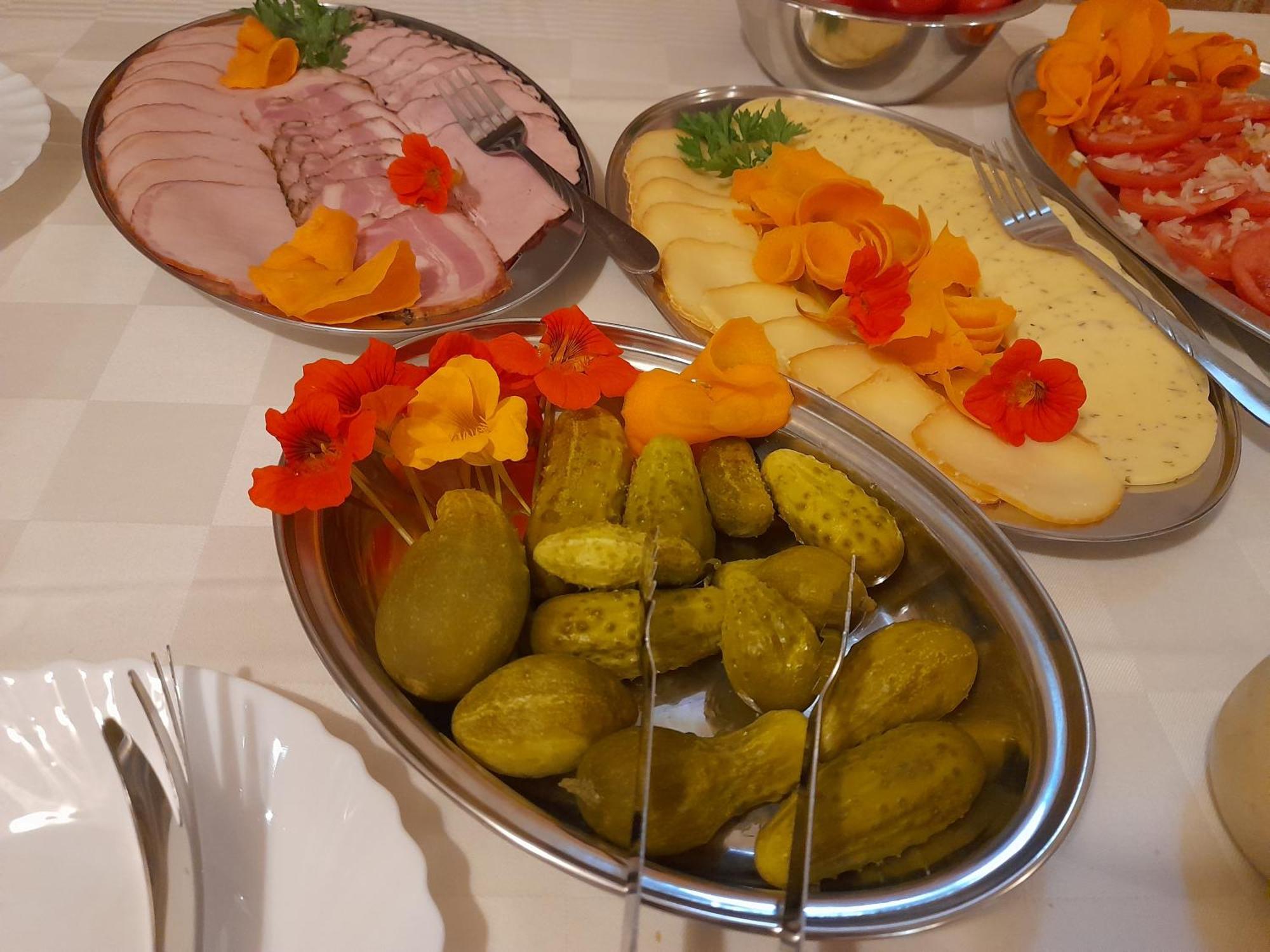 شقة Dom Krawca - Pod Chojnikiem يلينيا غورا المظهر الخارجي الصورة